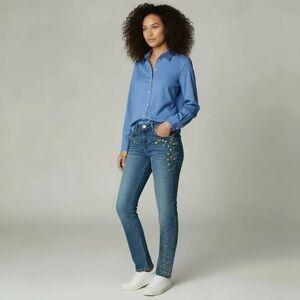 5 for $25!! Love Indigo Embroidered/Studs Jeans Size 6